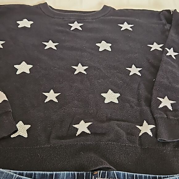 Gap Girl's Bundle Of Sweater & Jean Shorts With Raw Hem Size 8 Black/ Blue - Picture 15 of 16